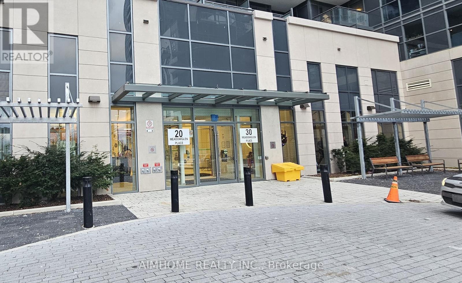 306 - 30 Meadowglen Place, Toronto, Ontario  M1G 0A6 - Photo 2 - E12848596