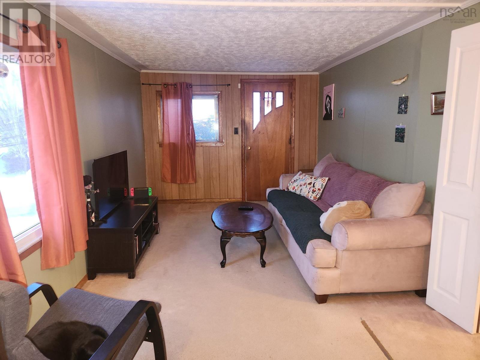 232 King Street, Truro, Nova Scotia  B2N 3L6 - Photo 4 - 202603884