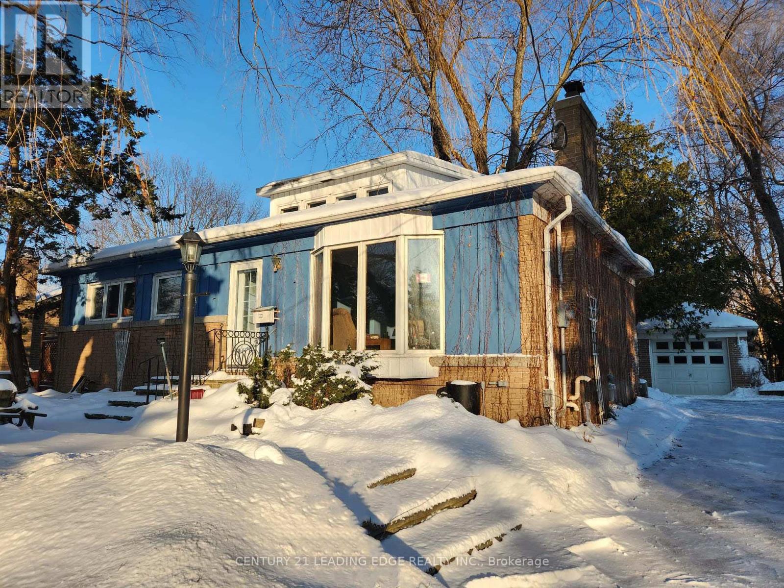 4 Rougecrest Drive, Markham, Ontario  L3P 3B6 - Photo 2 - N12848432