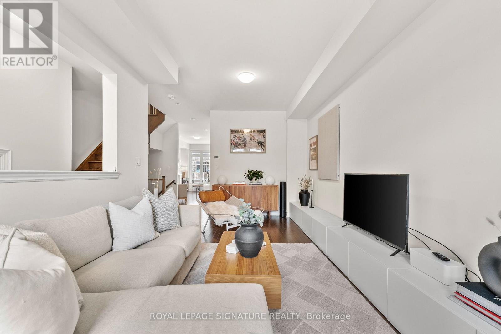 71 Farooq Boulevard, Vaughan, Ontario  L4H 4P3 - Photo 7 - N12848436