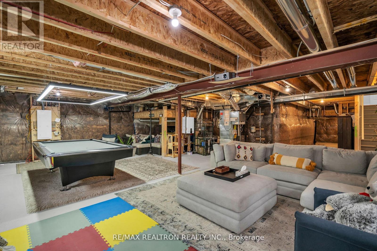 669 Newlove Street, Innisfil, Ontario  L9S 0R9 - Photo 47 - N12848444