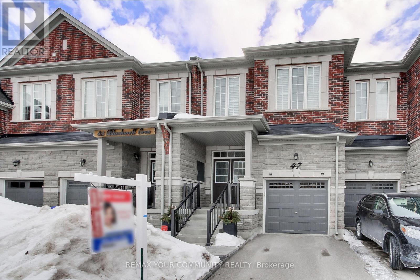 47 Blackwell Crescent, Bradford West Gwillimbury (Bradford), Ontario  L3Z 4L3 - Photo 1 - N12848582