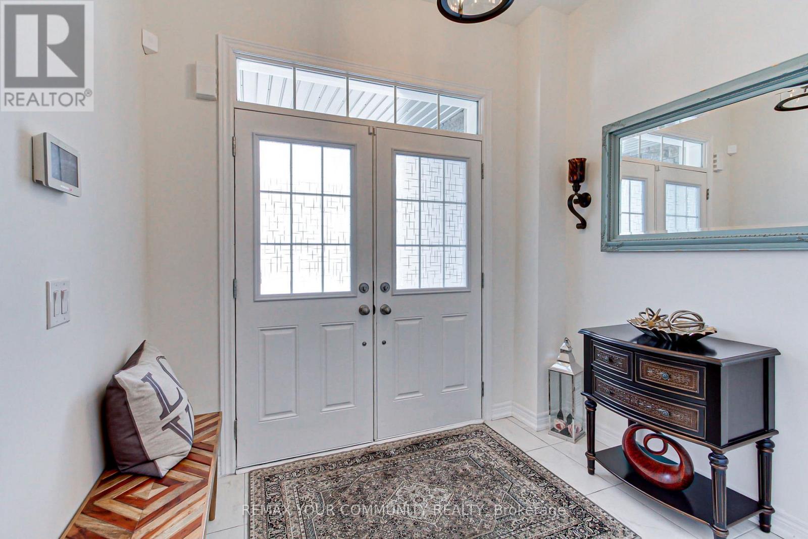 47 Blackwell Crescent, Bradford West Gwillimbury (Bradford), Ontario  L3Z 4L3 - Photo 3 - N12848582