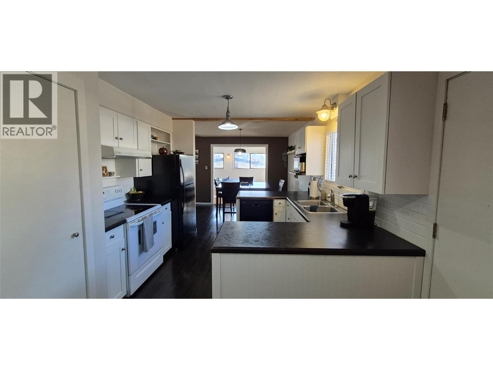 707 12th Avenue, Cranbrook, British Columbia  V1C 2T3 - Photo 10 - 10377918