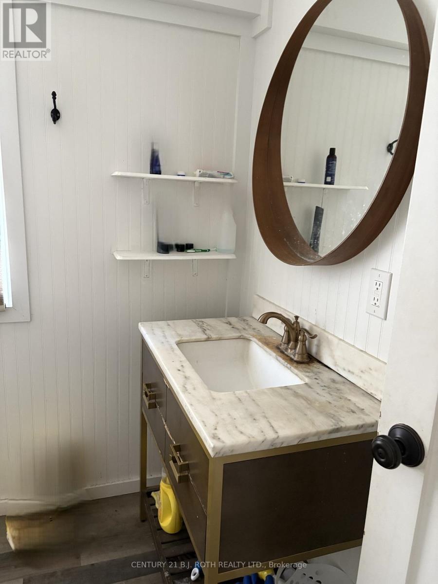 253 Dunlop Street E, Barrie (North Shore), Ontario  L4M 1B6 - Photo 11 - S12848490