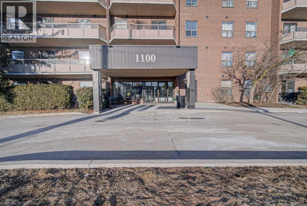 1100 Courtland Avenue E Unit# 1014, Kitchener, Ontario  N2C 2H9 - Photo 2 - 40808309