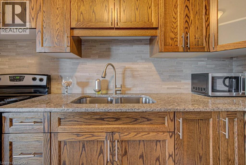 1100 Courtland Avenue E Unit# 1014, Kitchener, Ontario  N2C 2H9 - Photo 20 - 40808309