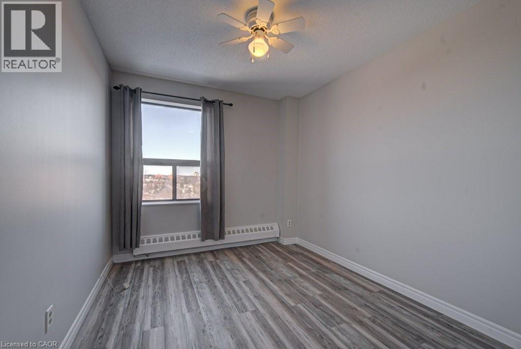 1100 Courtland Avenue E Unit# 1014, Kitchener, Ontario  N2C 2H9 - Photo 6 - 40808309