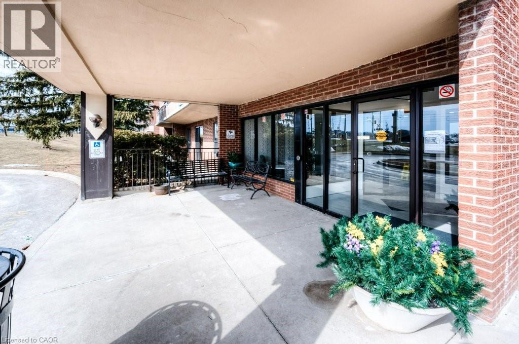 1100 Courtland Avenue E Unit# 1014, Kitchener, Ontario  N2C 2H9 - Photo 25 - 40808309