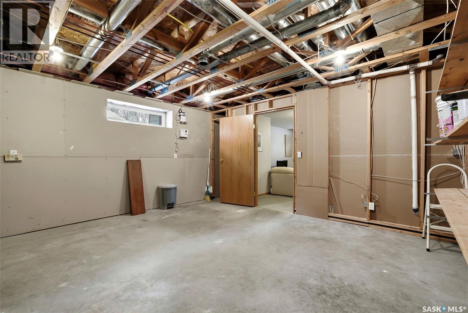 3731 Kew Place E, Regina, Saskatchewan  S4V 2V9 - Photo 35 - SK029582