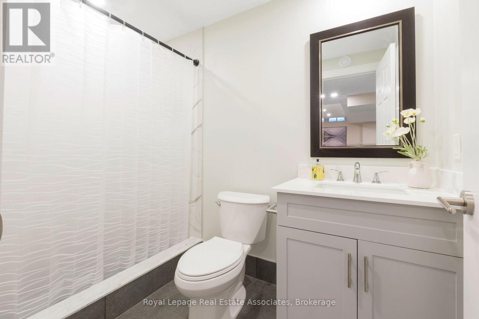 1196 Knight Trail, Milton, Ontario  L9T 5R9 - Photo 39 - W12848388