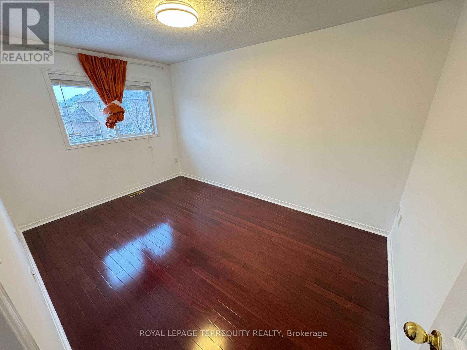 2265 Hummingbird Way, Oakville, Ontario  L6M 4B1 - Photo 12 - W12848408