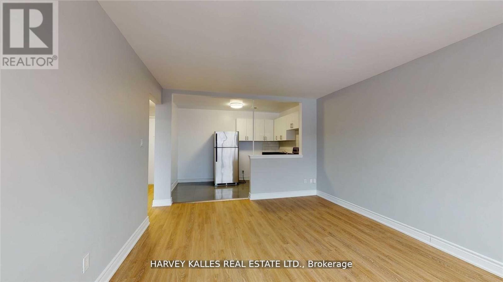 103 - 4 Greentree Court, Toronto, Ontario  M6M 2A5 - Photo 3 - W12848412