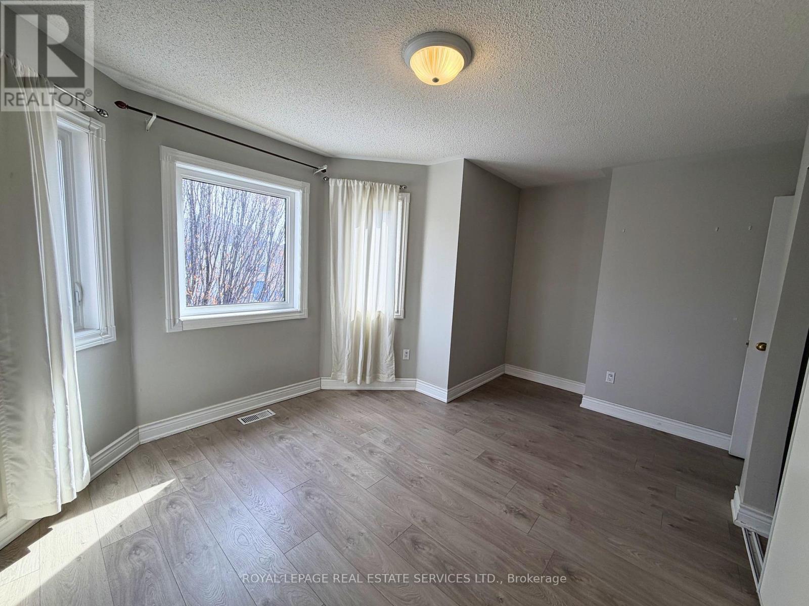 2400 Bankside Drive, Mississauga, Ontario L5M 6E6 - Photo 18 - W12848450