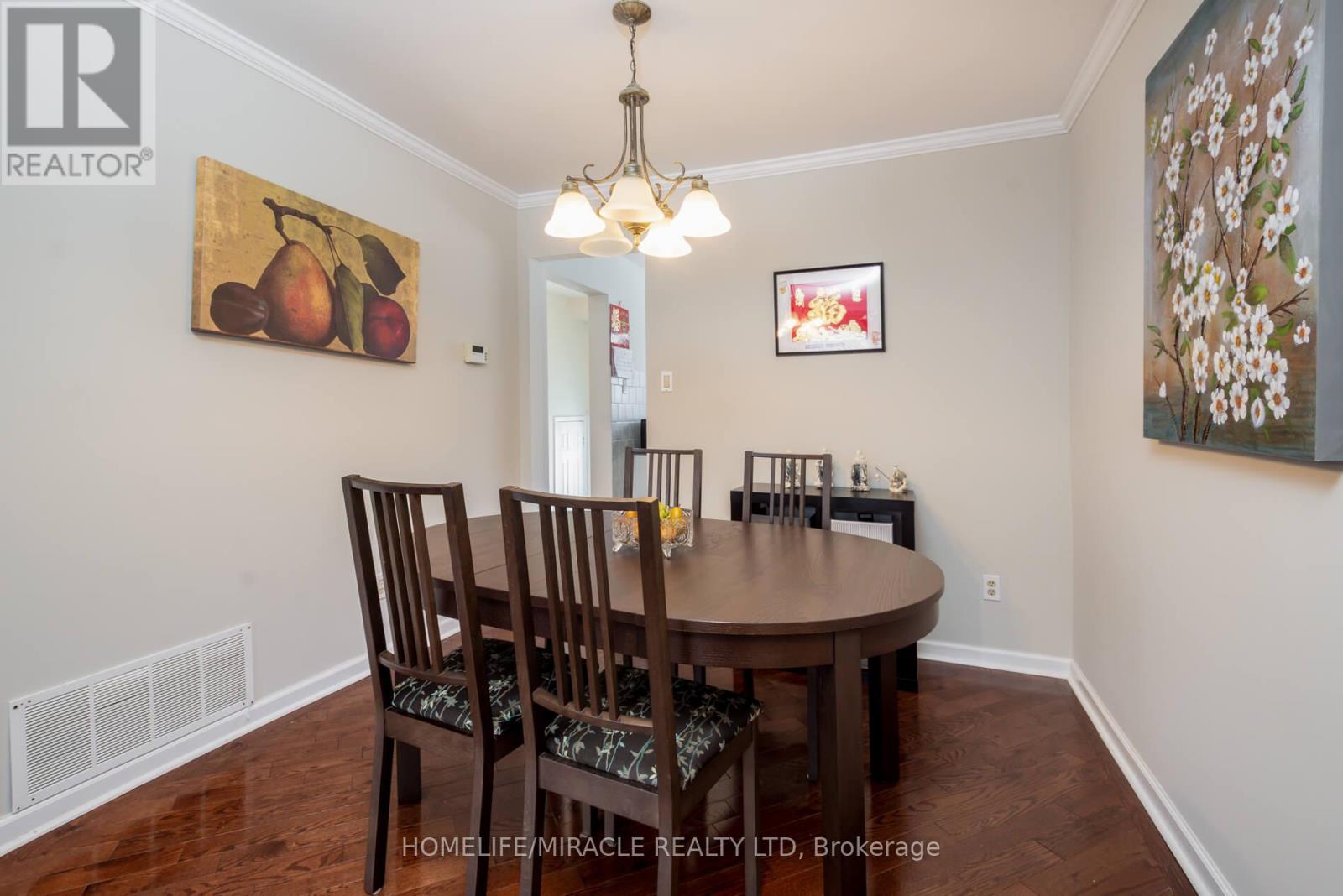 51 - 70 Moregate Crescent, Brampton, Ontario  L6S 3K9 - Photo 11 - W12848468