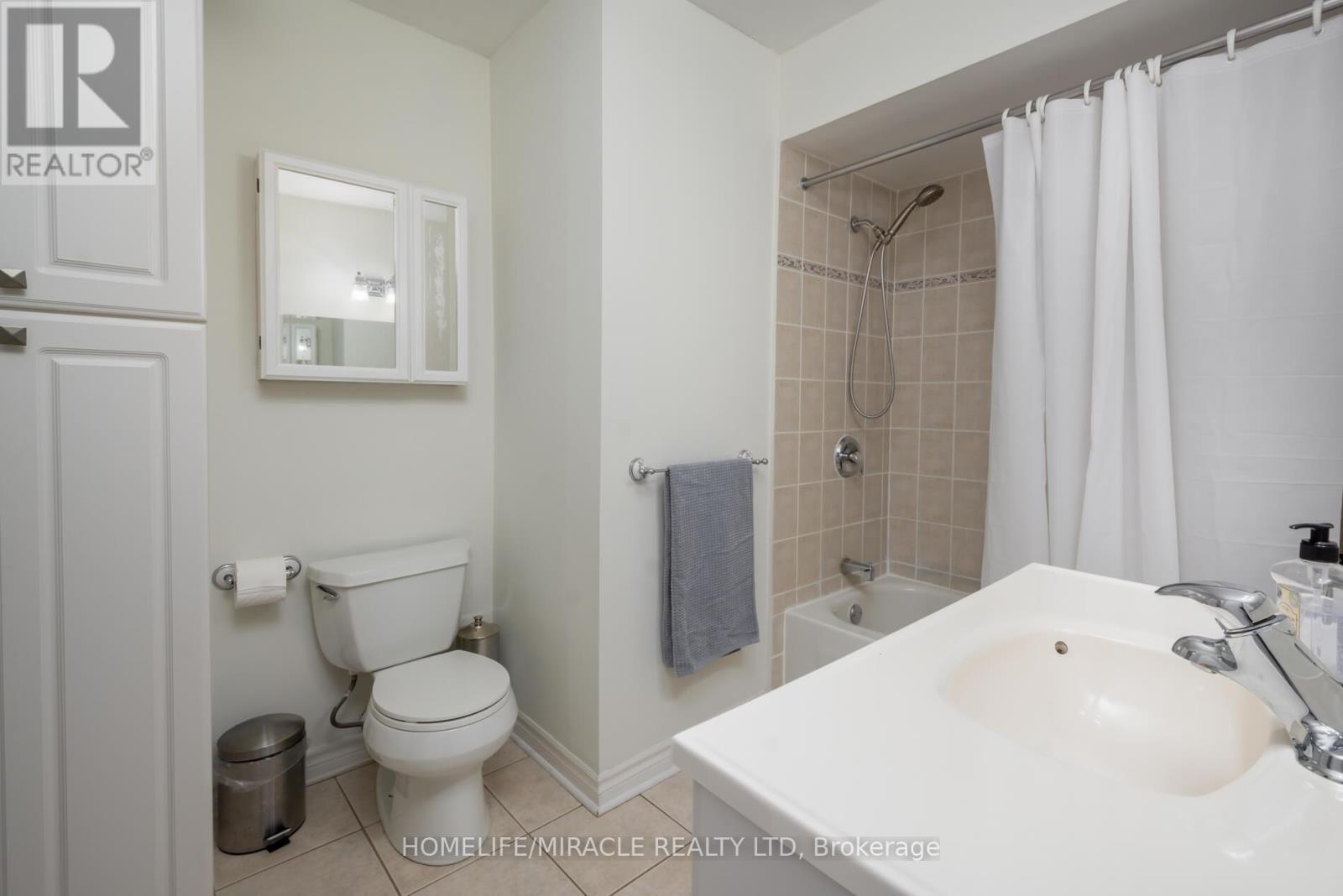 51 - 70 Moregate Crescent, Brampton, Ontario  L6S 3K9 - Photo 23 - W12848468