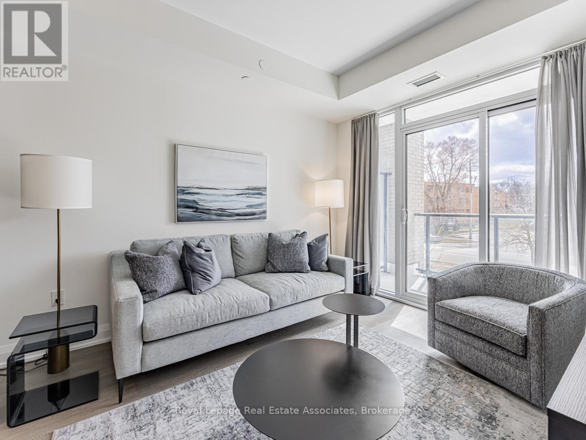 217 - 293 The Kingsway, Toronto, Ontario  M9A 0E8 - Photo 11 - W12848492