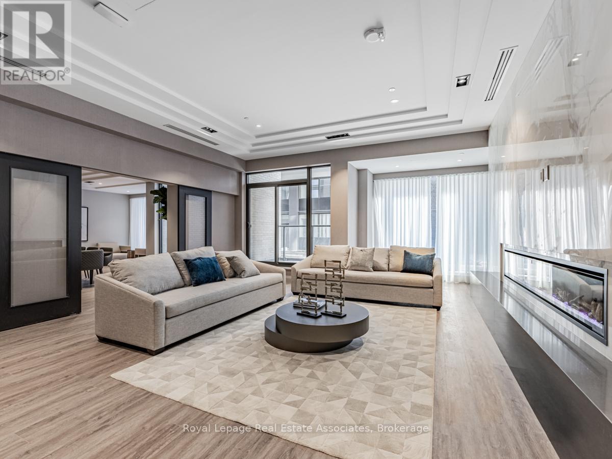 217 - 293 The Kingsway, Toronto, Ontario  M9A 0E8 - Photo 28 - W12848492