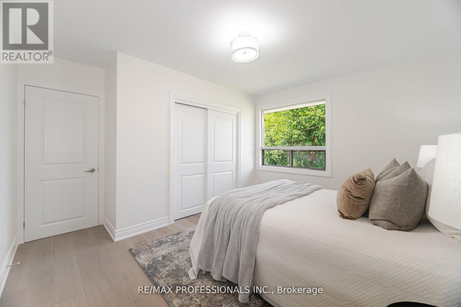 718 Royal York Road, Toronto, Ontario  M8Y 2T5 - Photo 23 - W12848602