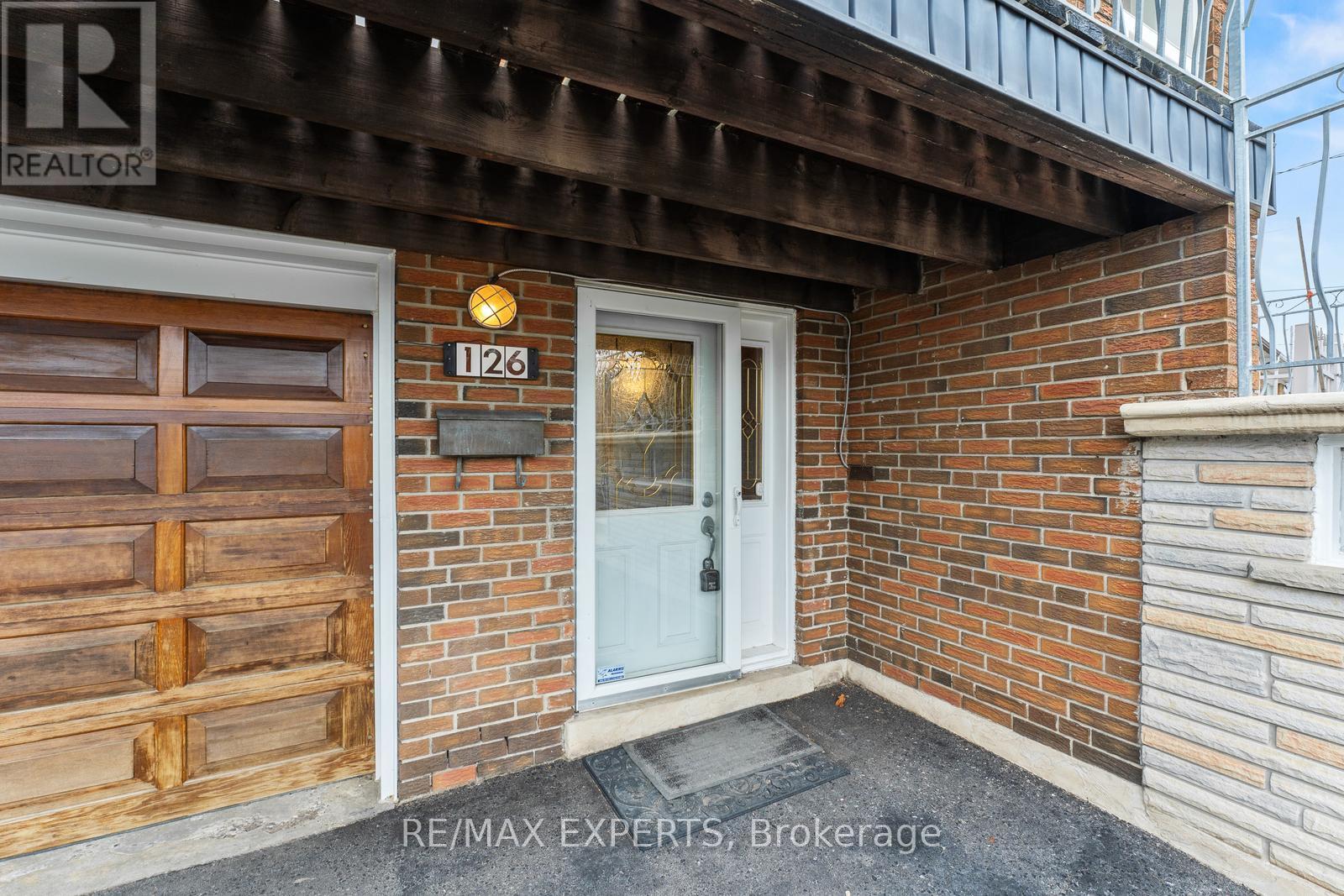 126 Ardwick Boulevard, Toronto, Ontario  M9M 1W2 - Photo 3 - W12848606