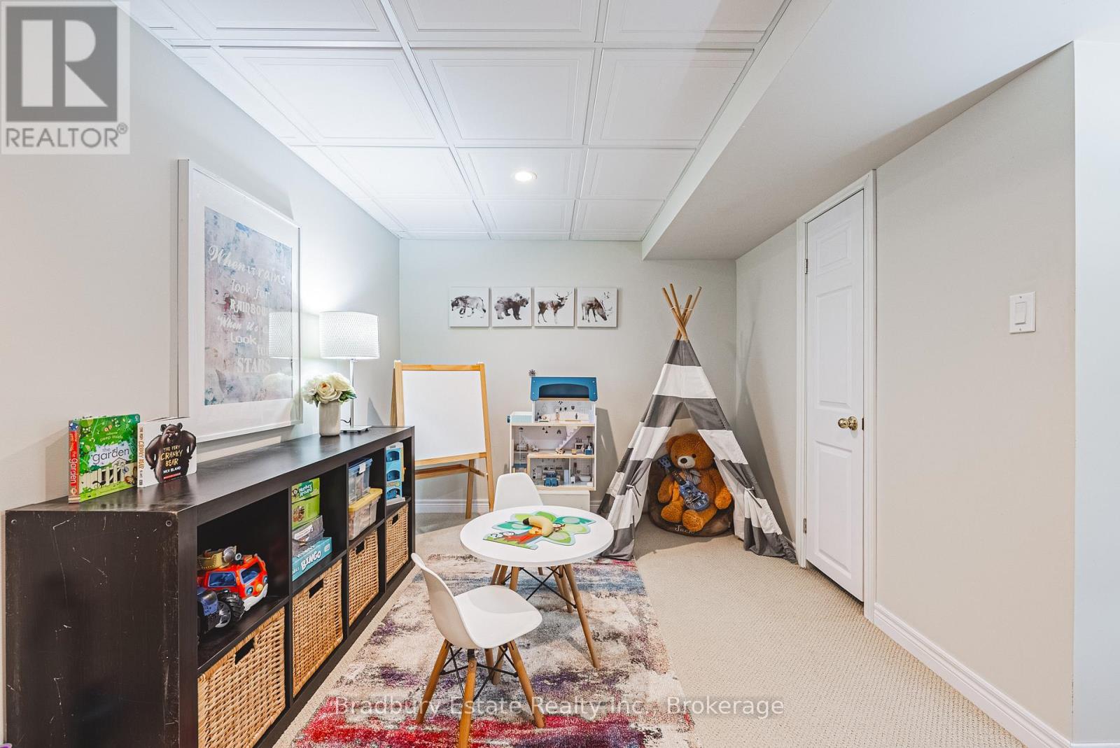 2292 Seton Crescent, Burlington, Ontario  L7L 6Y4 - Photo 27 - W12848696