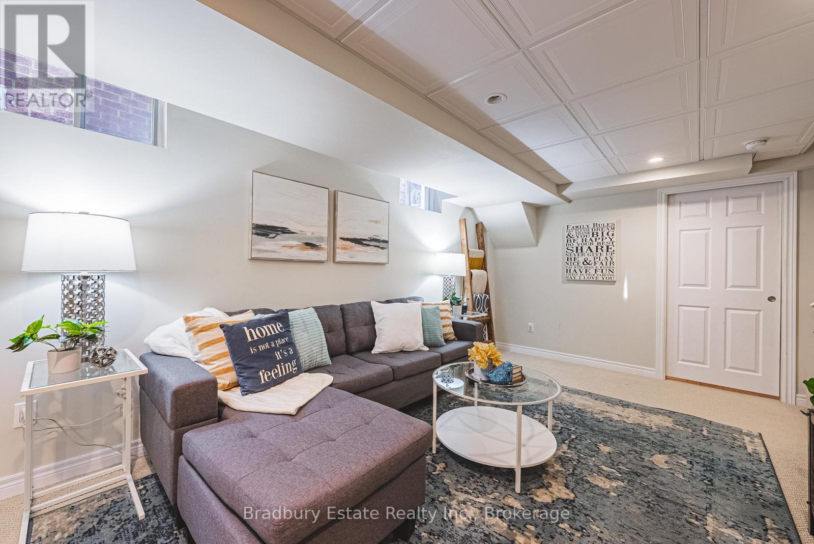 2292 Seton Crescent, Burlington, Ontario  L7L 6Y4 - Photo 28 - W12848696