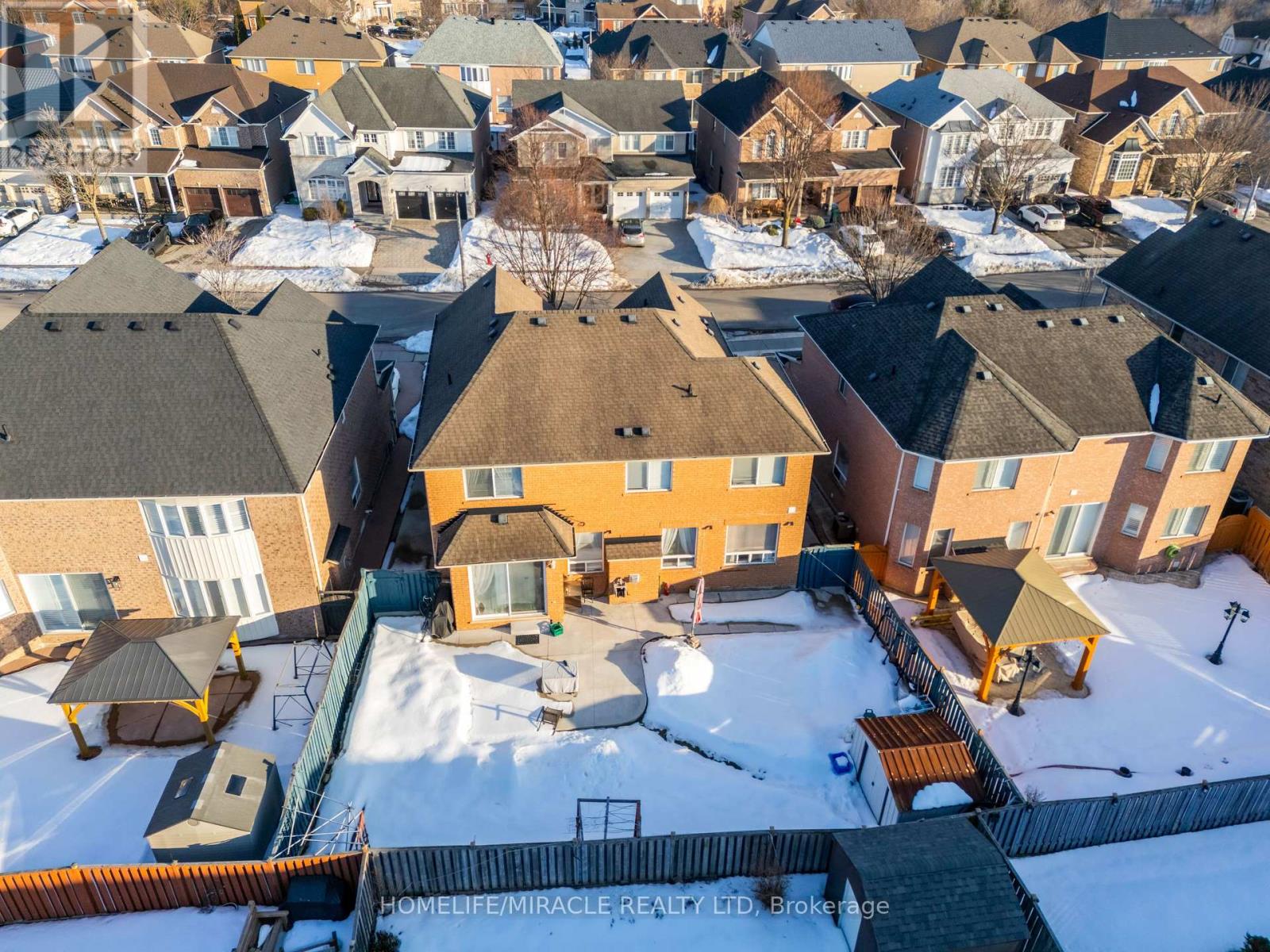 28 Latania Boulevard, Brampton, Ontario  L6P 1S9 - Photo 48 - W12841584