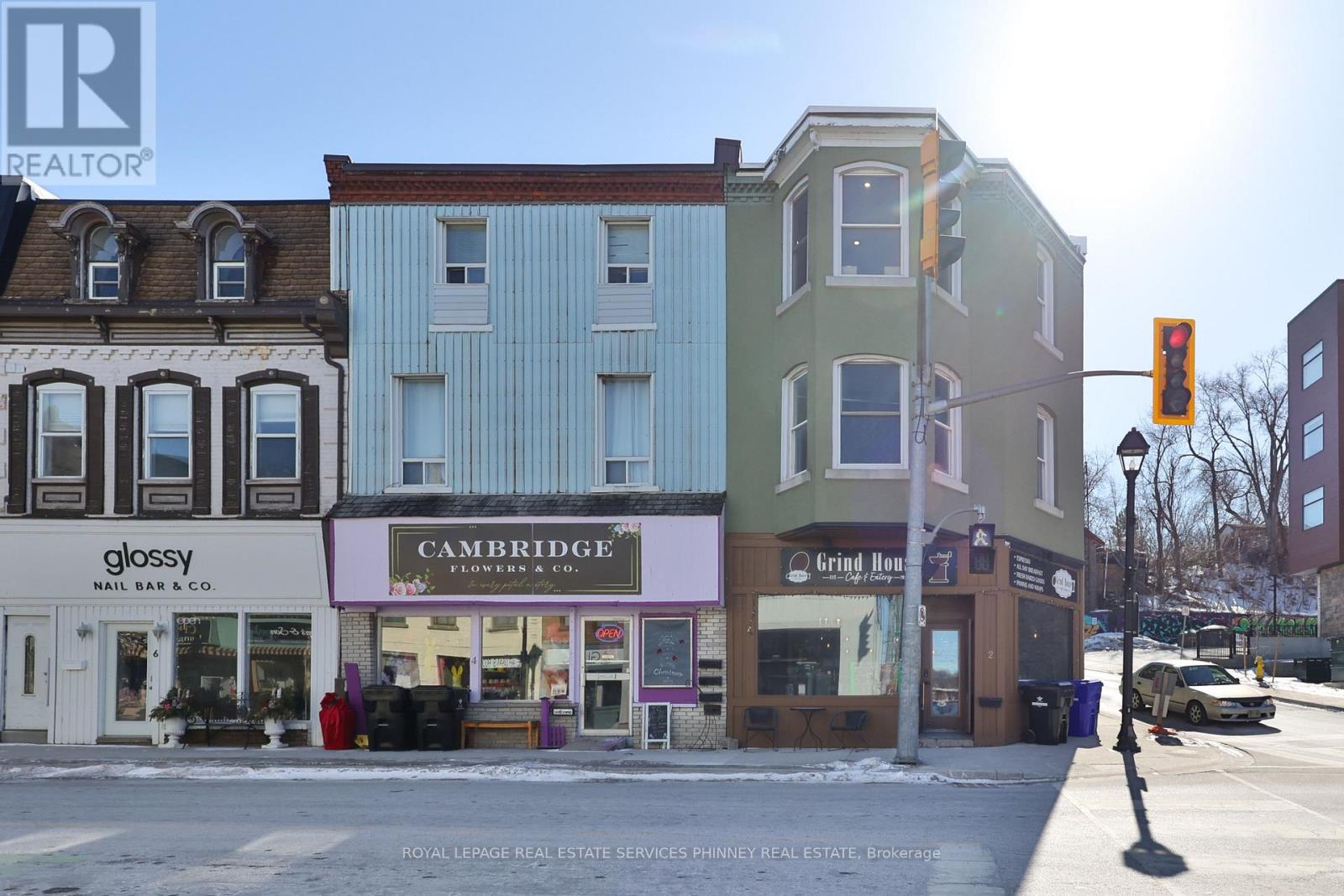 2 QUEEN STREET E, Cambridge, Ontario