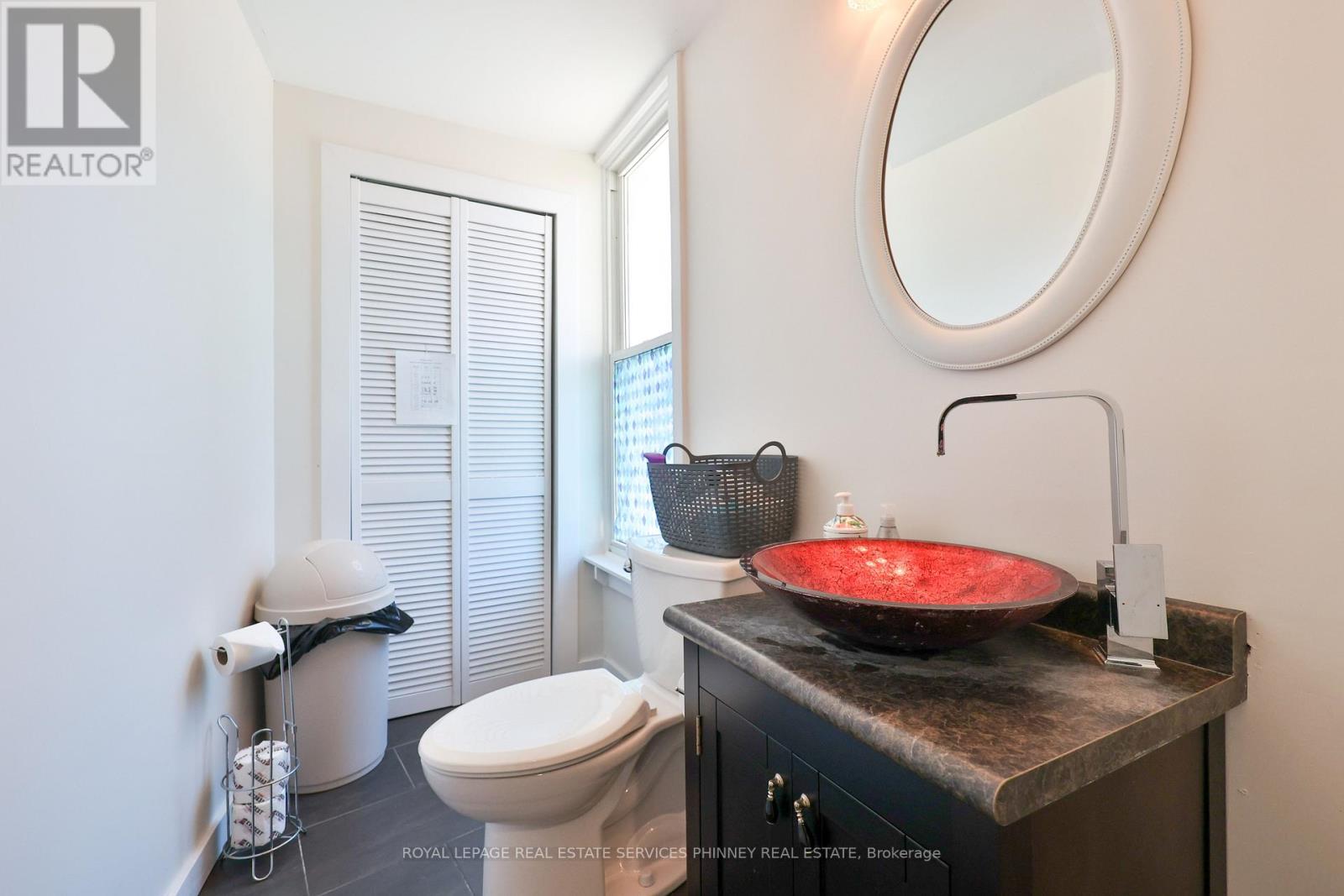 2 Queen Street E, Cambridge, Ontario  N3C 2A6 - Photo 16 - X12848396