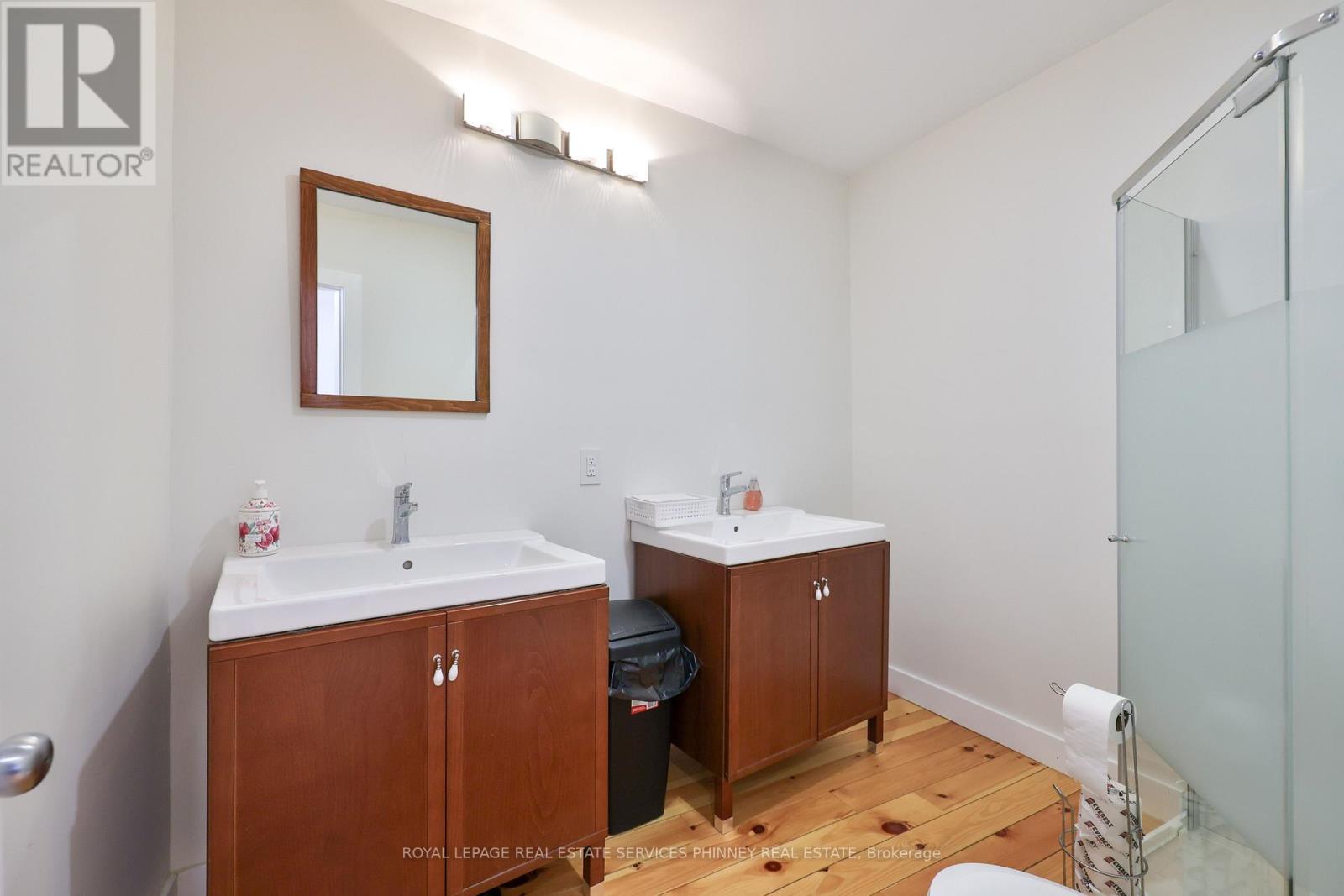 2 Queen Street E, Cambridge, Ontario  N3C 2A6 - Photo 27 - X12848396