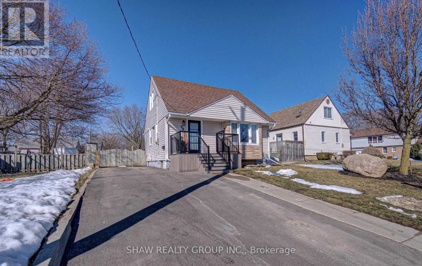 98 Ballantyne Avenue, Cambridge, Ontario  N1R 2S5 - Photo 4 - X12848486