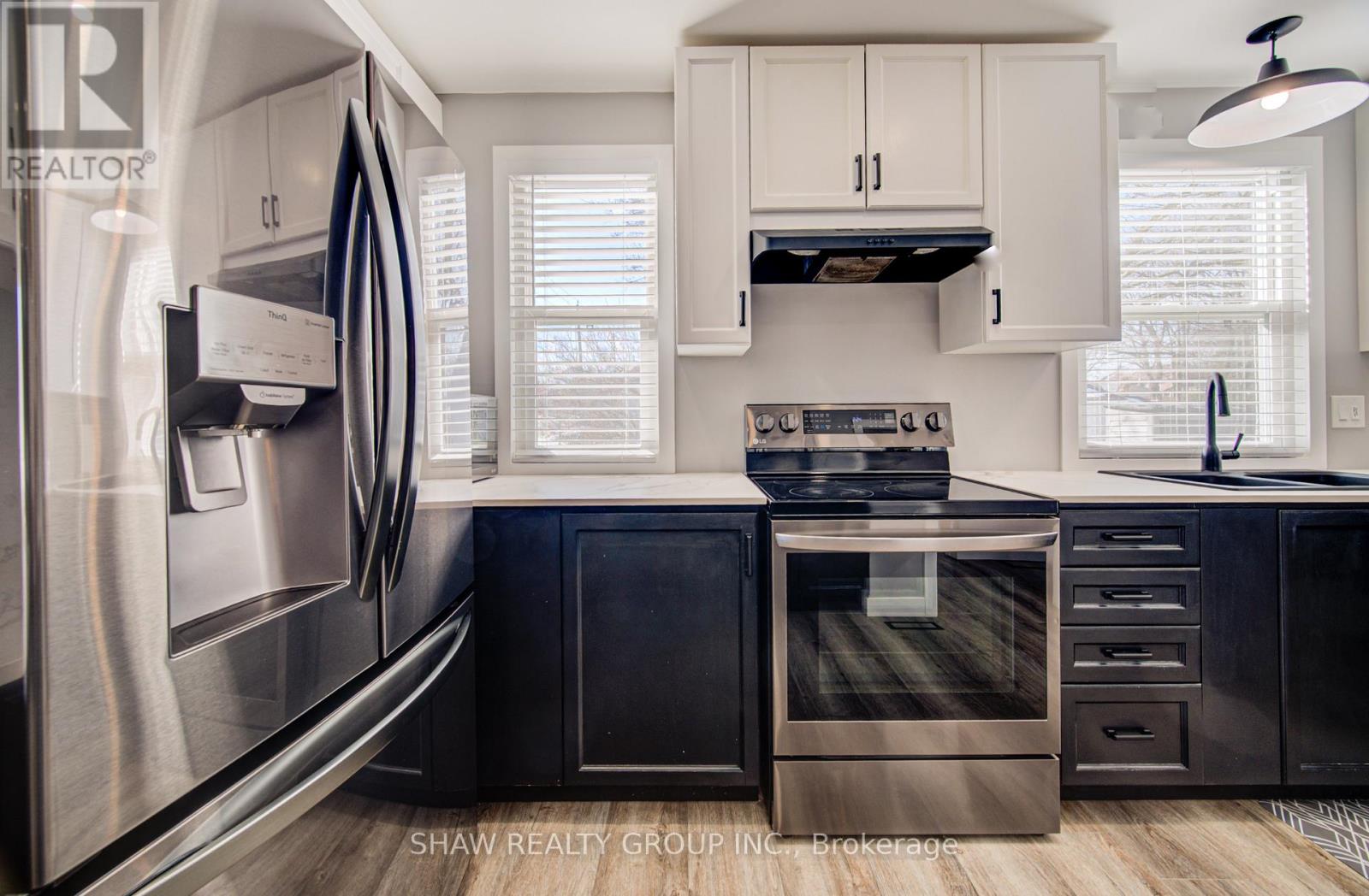 98 Ballantyne Avenue, Cambridge, Ontario  N1R 2S5 - Photo 9 - X12848486