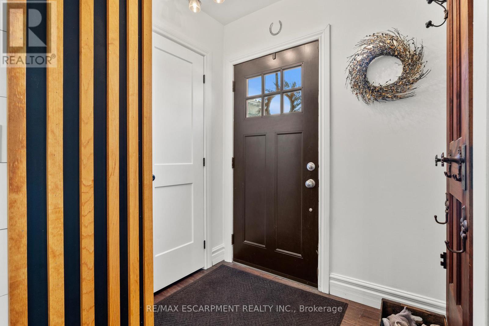 48 Windsor Road, St. Catharines, Ontario  L2N 3A4 - Photo 11 - X12848528