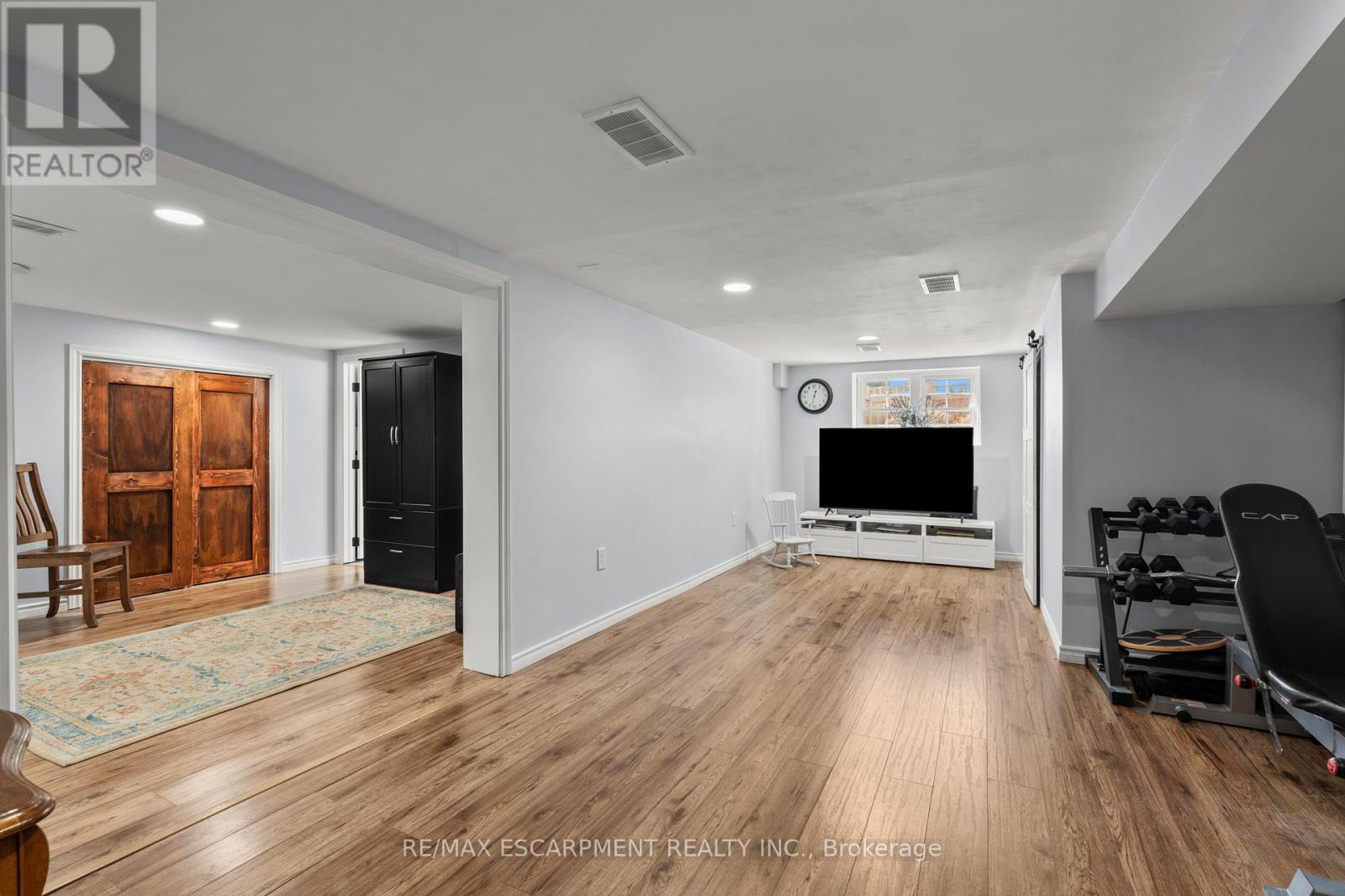 48 Windsor Road, St. Catharines, Ontario  L2N 3A4 - Photo 33 - X12848528