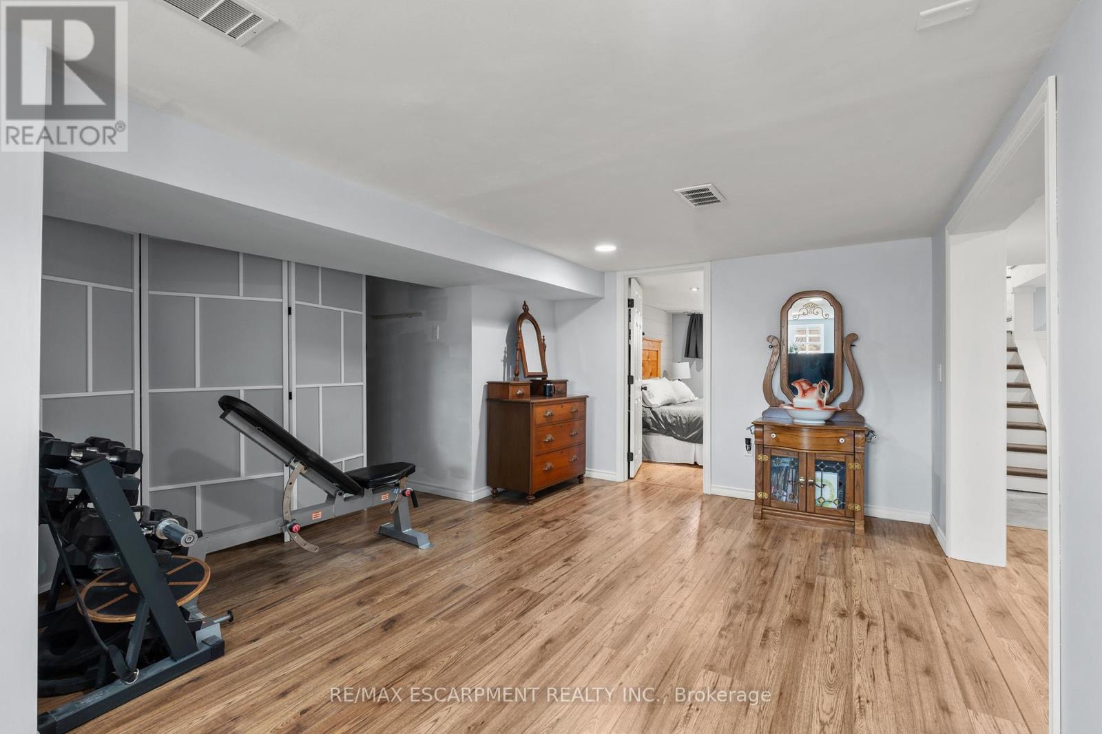 48 Windsor Road, St. Catharines, Ontario  L2N 3A4 - Photo 35 - X12848528