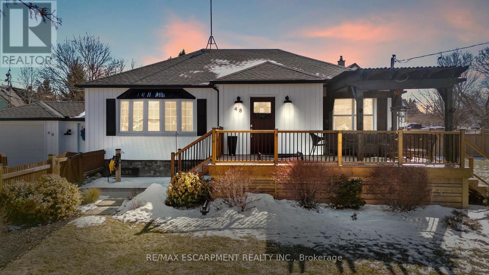 48 Windsor Road, St. Catharines, Ontario  L2N 3A4 - Photo 4 - X12848528