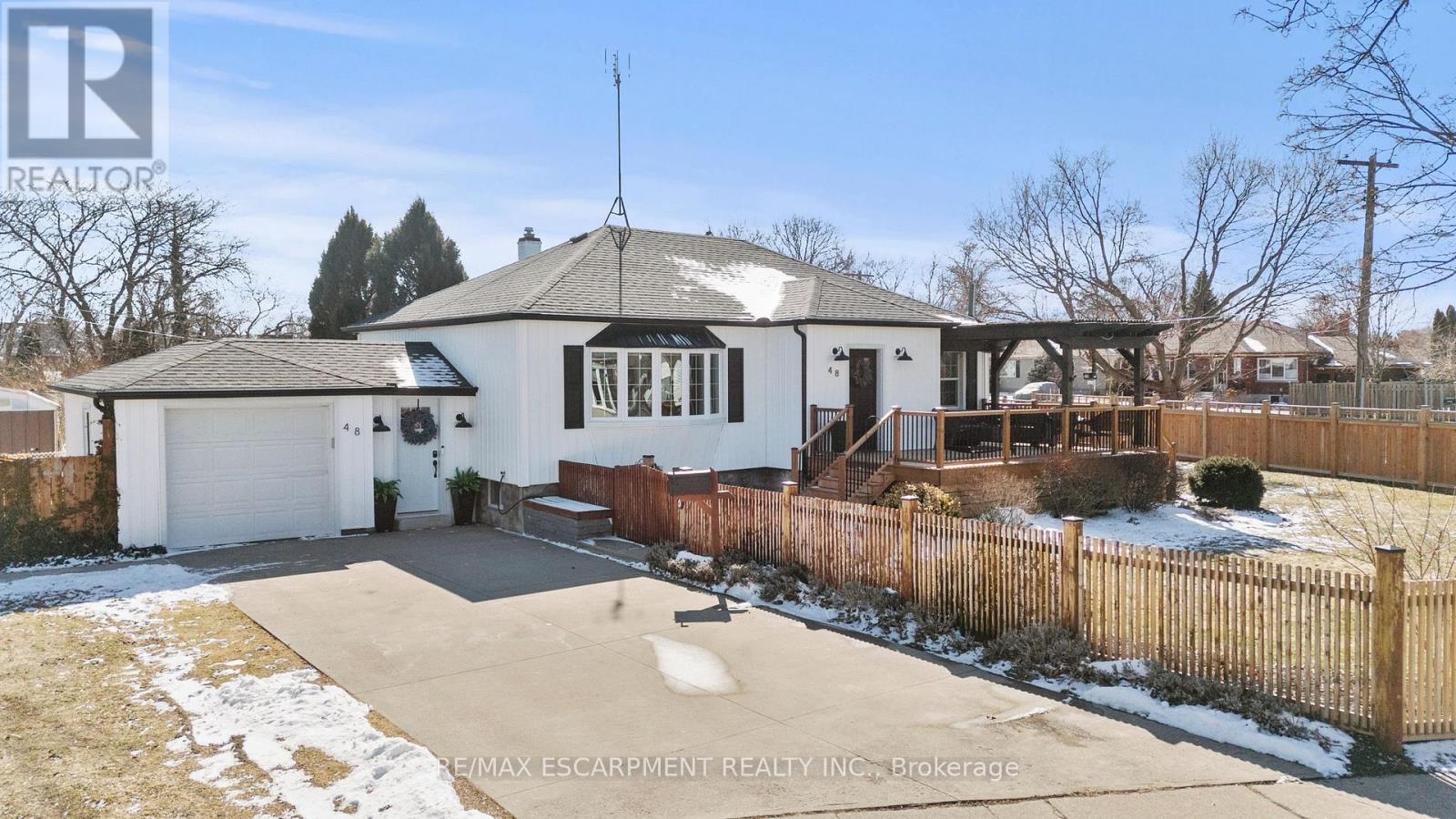 48 Windsor Road, St. Catharines, Ontario  L2N 3A4 - Photo 5 - X12848528