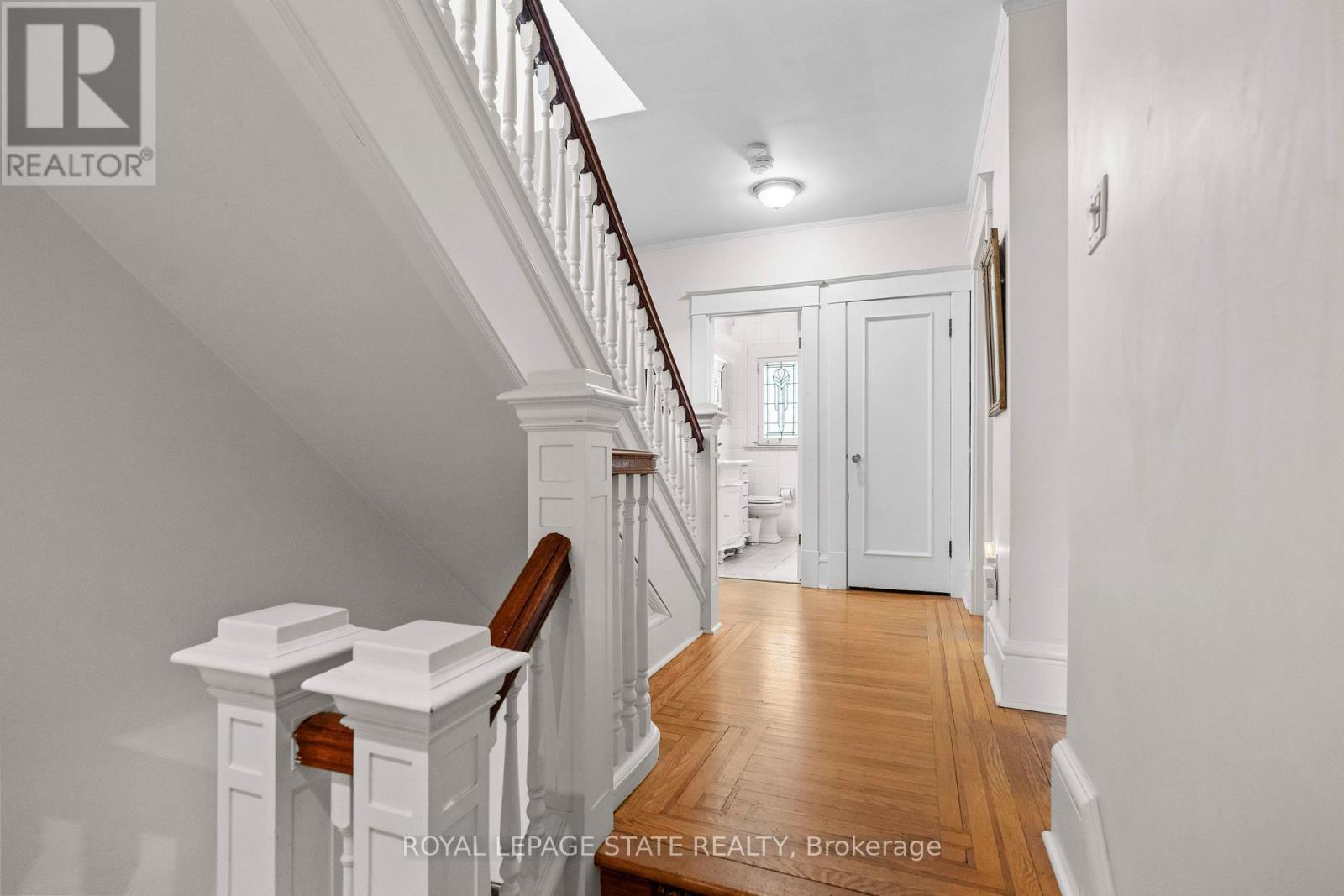 247 Macnab Street S, Hamilton, Ontario  L8P 3E2 - Photo 19 - X12848530