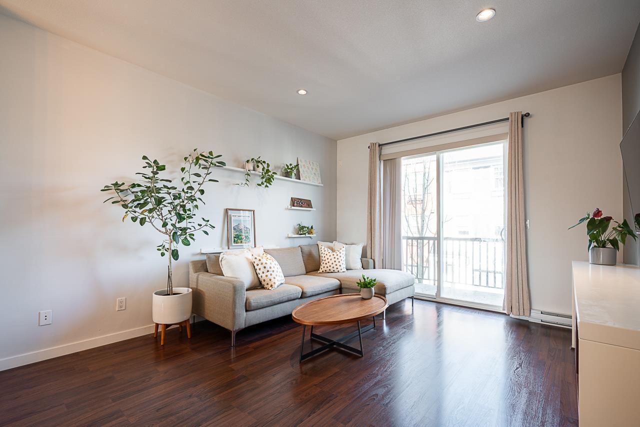 6 7348 192A STREET, surrey, British Columbia