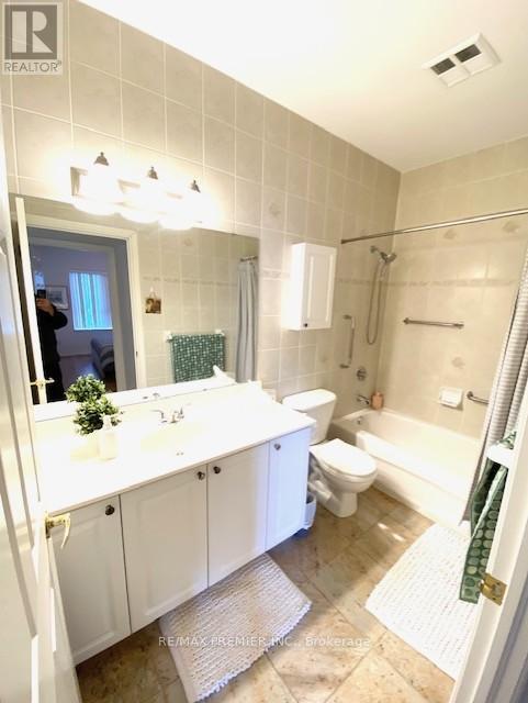 115 - 33 Wallace Street, Vaughan, Ontario  L4L 9L4 - Photo 12 - N12773206