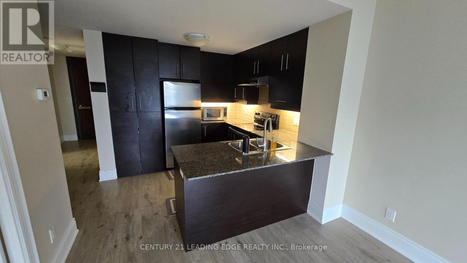 1201 - 233 South Park Road, Markham, Ontario  L3T 0B3 - Photo 7 - N12639318