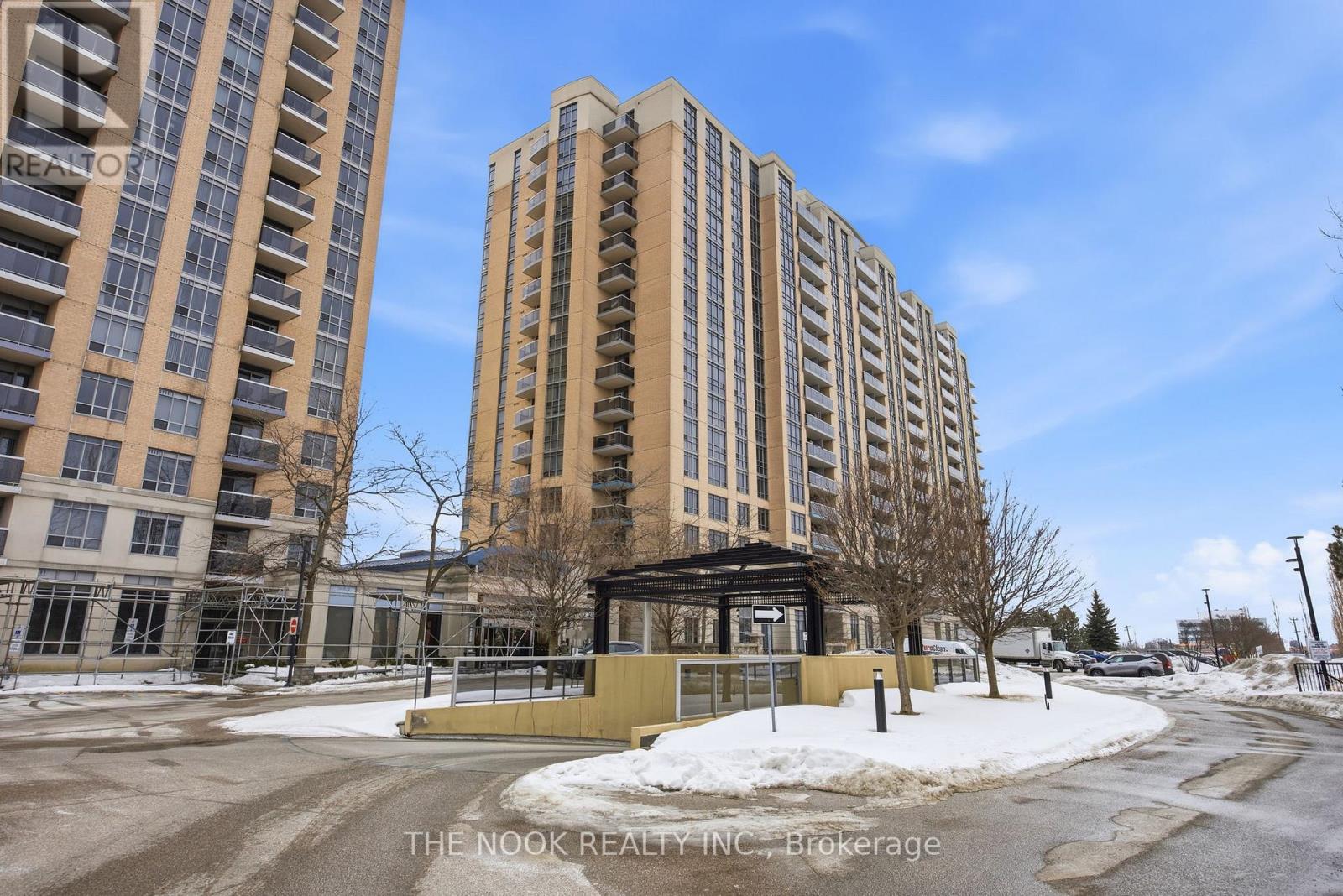 332 - 18 Mondeo Drive, Toronto (Dorset Park), Ontario  M1P 5C8 - Photo 2 - E12848650