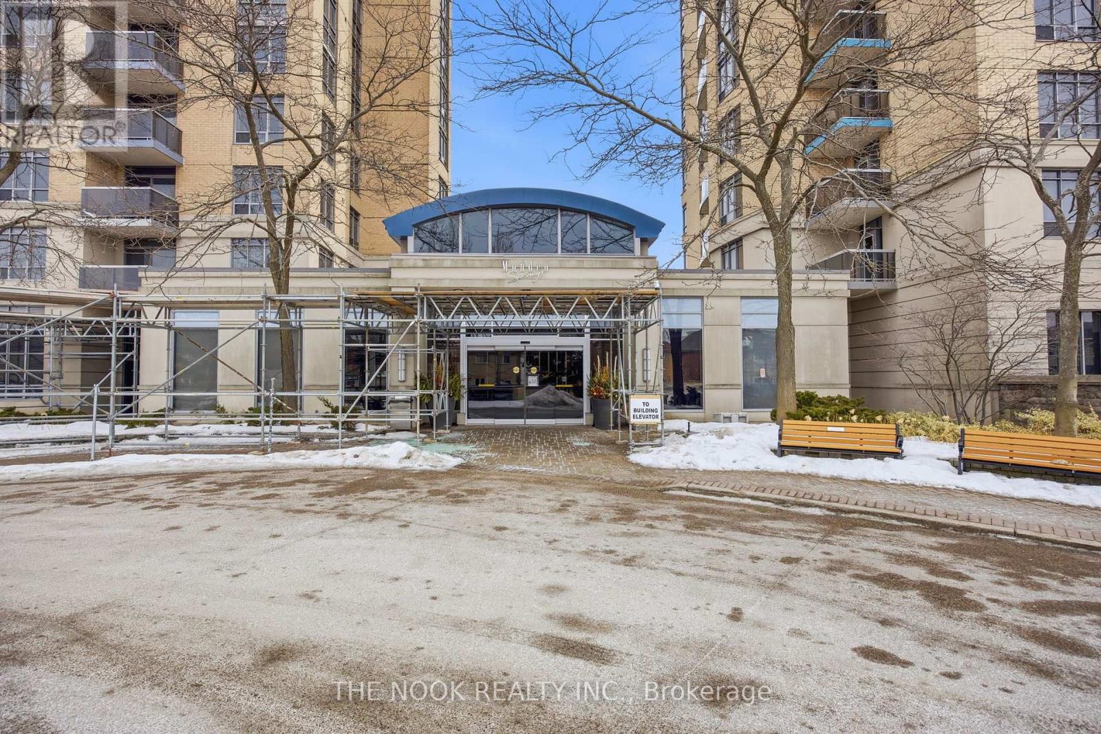 332 - 18 Mondeo Drive, Toronto (Dorset Park), Ontario  M1P 5C8 - Photo 3 - E12848650