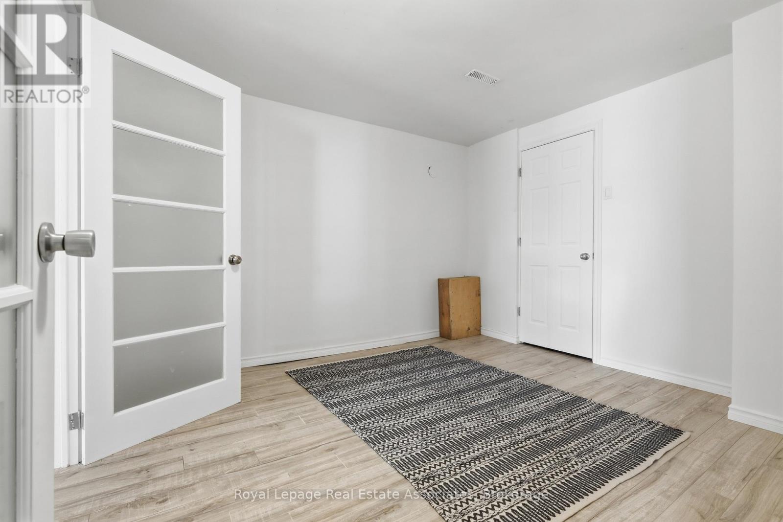 115 Coles Avenue, Vaughan, Ontario  L4L 1L8 - Photo 34 - N12819732