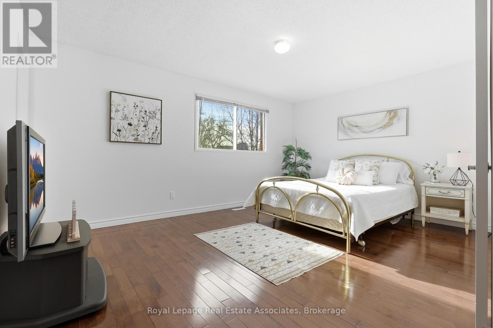 115 Coles Avenue, Vaughan, Ontario  L4L 1L8 - Photo 21 - N12819732