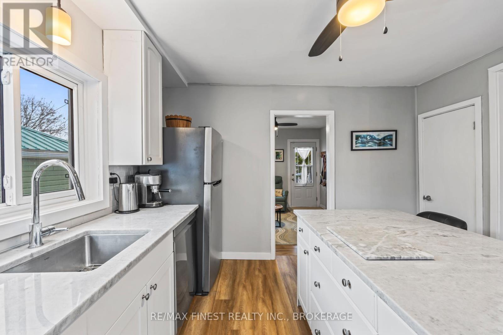 761 Victoria Street, Kingston (East Of Sir John A. Blvd), Ontario  K7K 4S9 - Photo 21 - X12848844