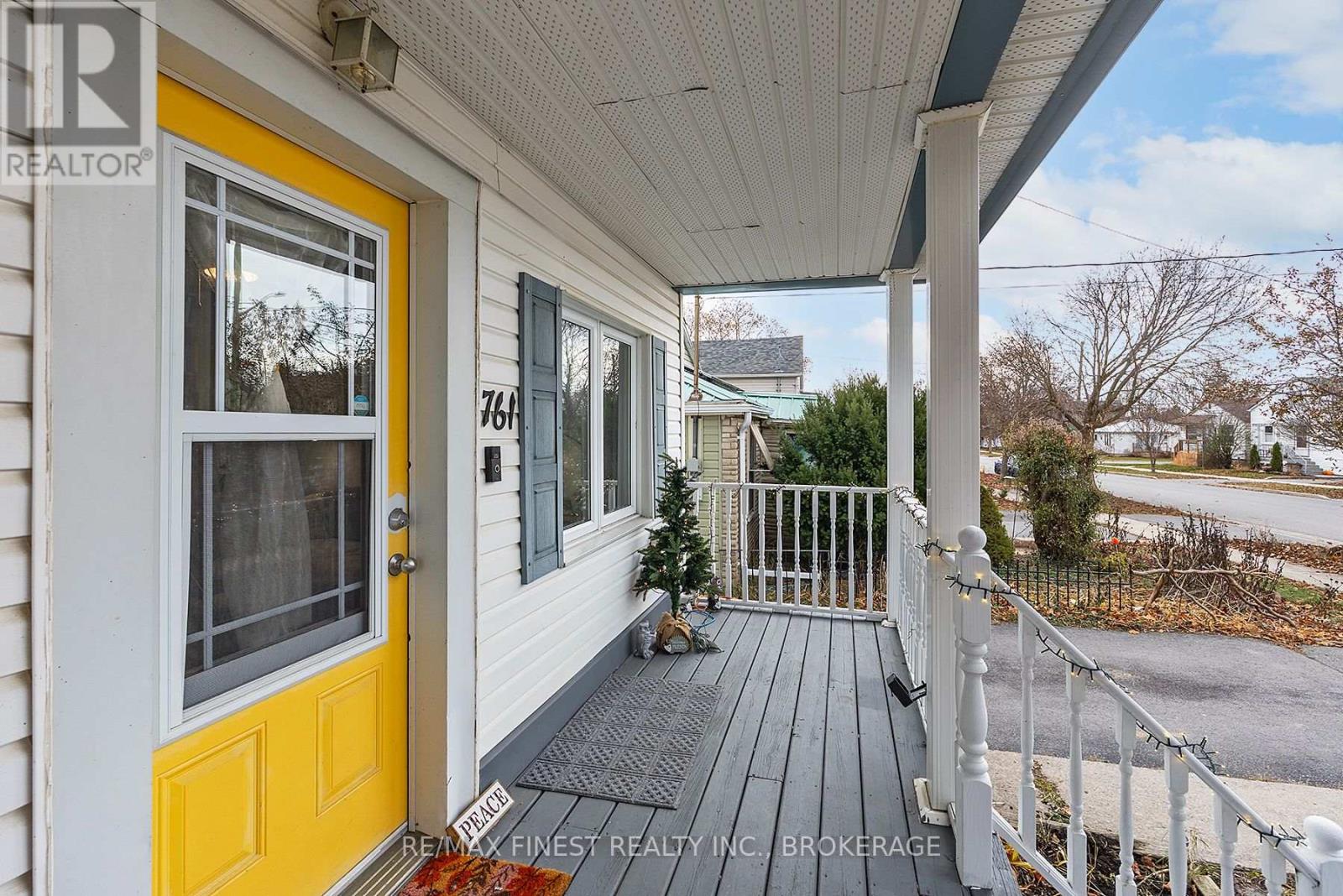 761 Victoria Street, Kingston (East Of Sir John A. Blvd), Ontario  K7K 4S9 - Photo 5 - X12848844