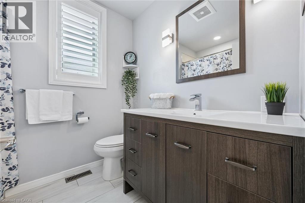 70 Westleigh Crescent, Etobicoke, Ontario  M8W 3Z7 - Photo 16 - 40809739