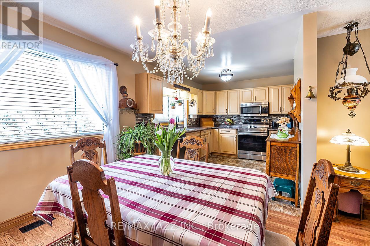 17 Huron Drive, Brighton, Ontario  K0K 1H0 - Photo 12 - X12848828