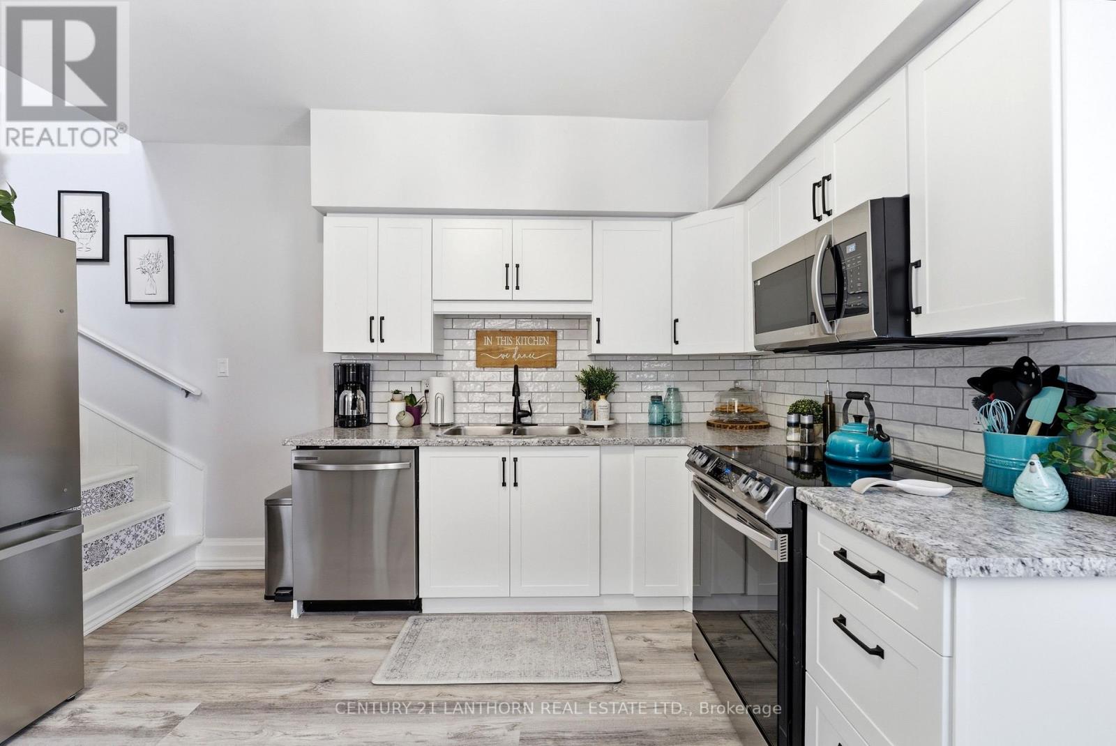 8 Queen Street, Belleville, Ontario  K8N 1T2 - Photo 18 - X12849044